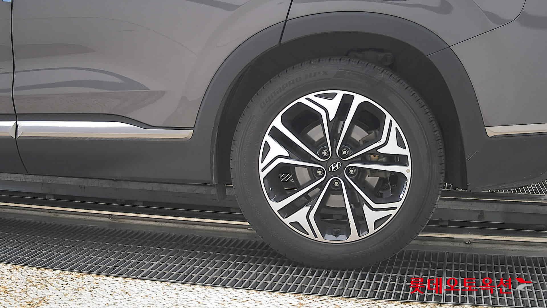 2019 - hyundai santafe