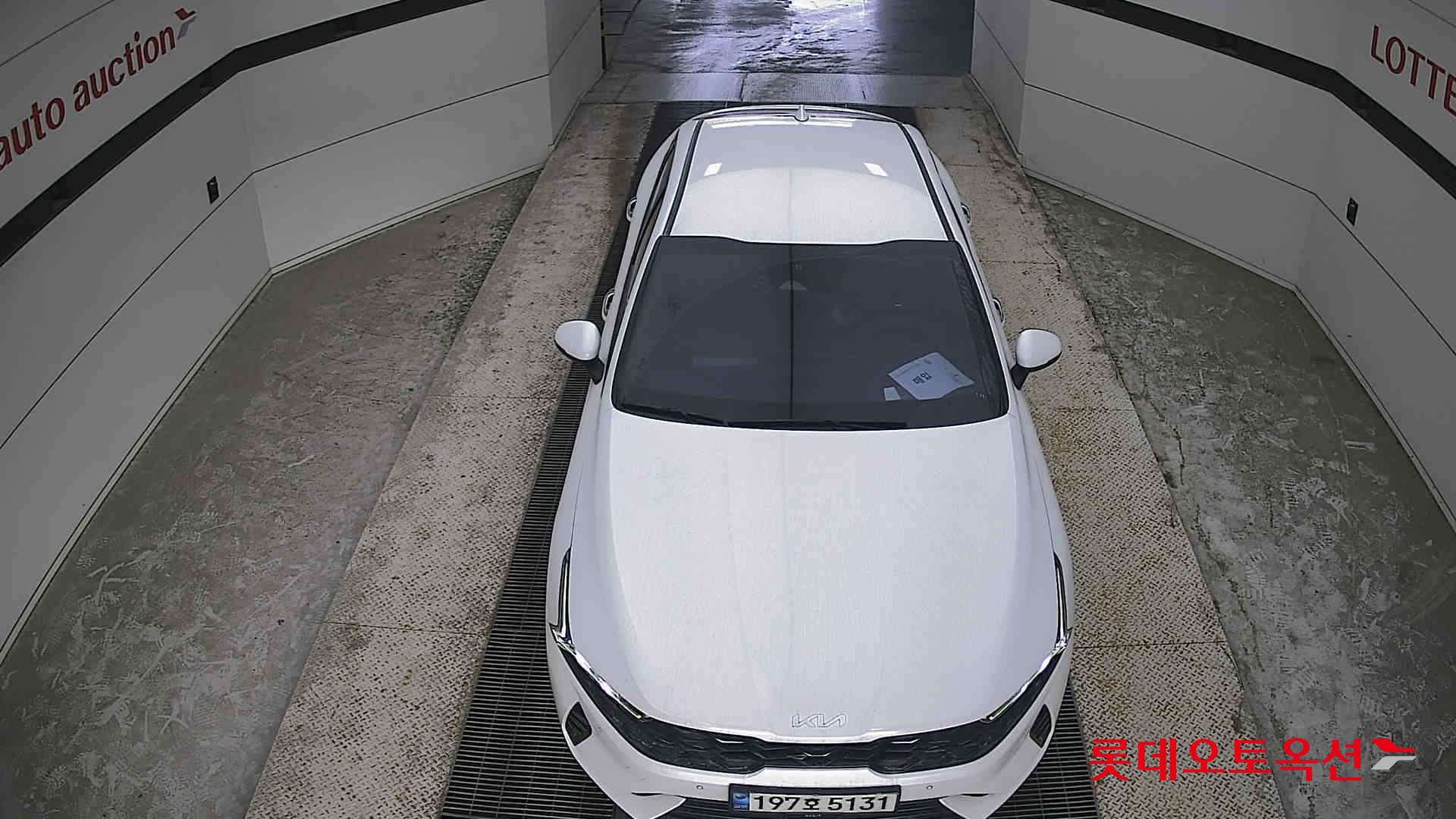 2022 - kia k5