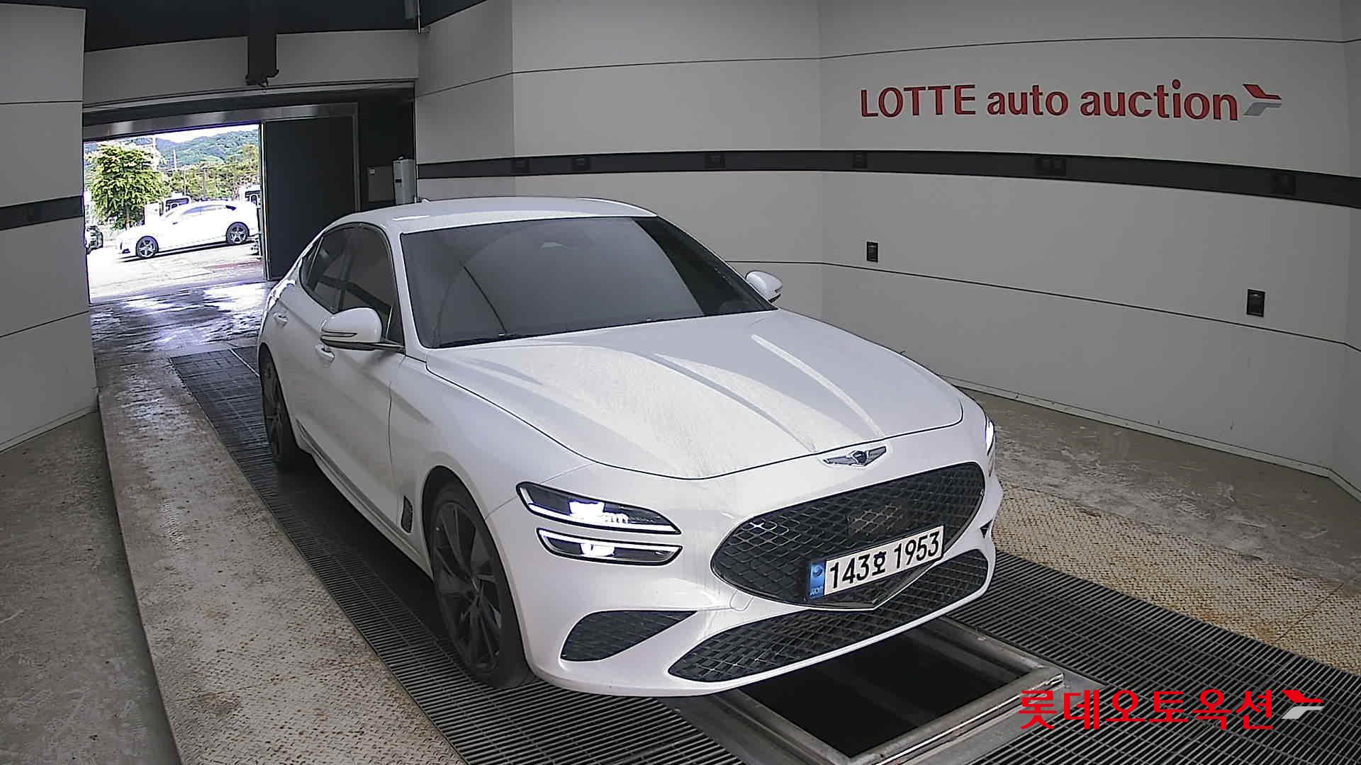 2022 - genesis g70