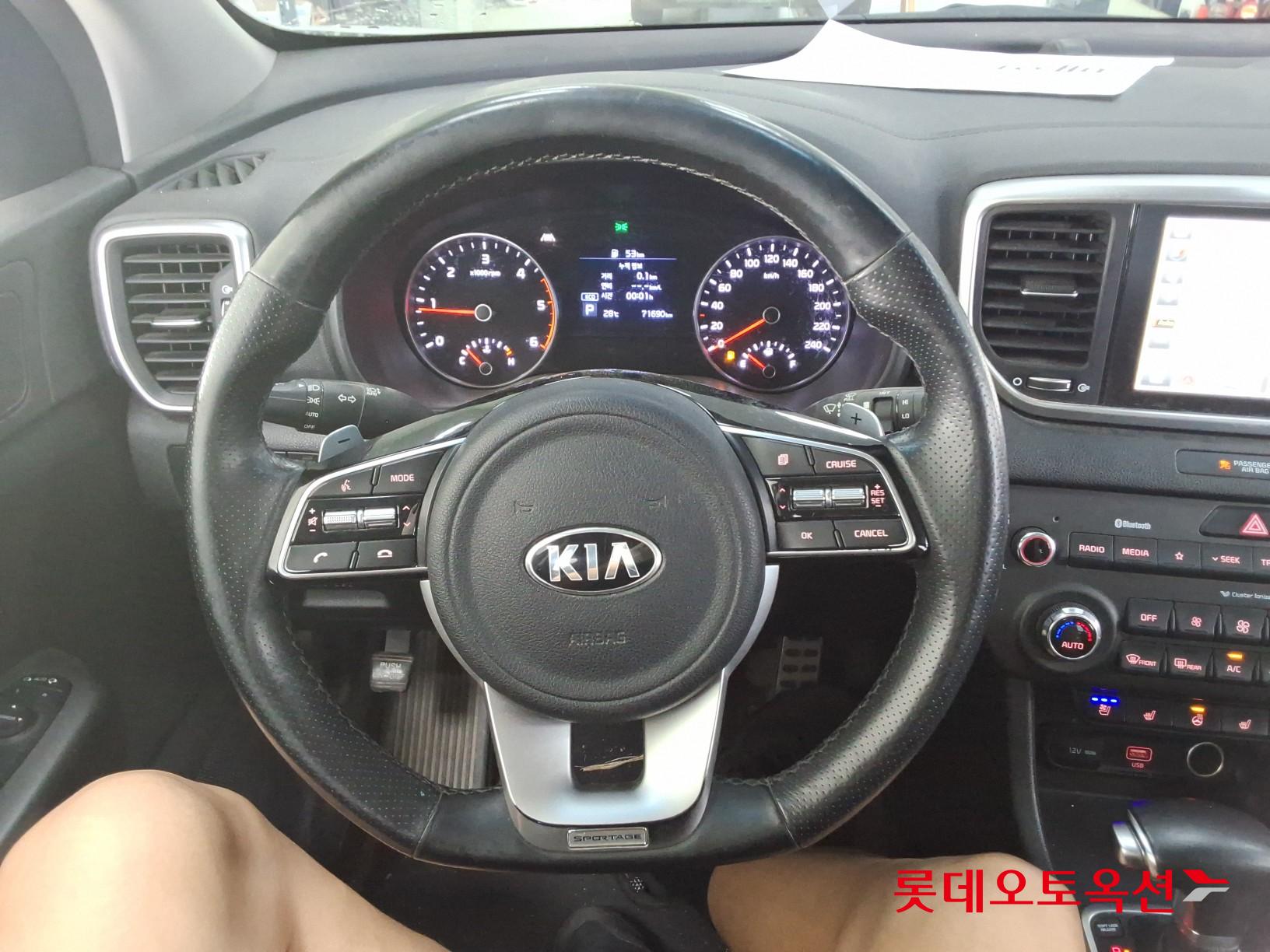 2019 - kia sportage