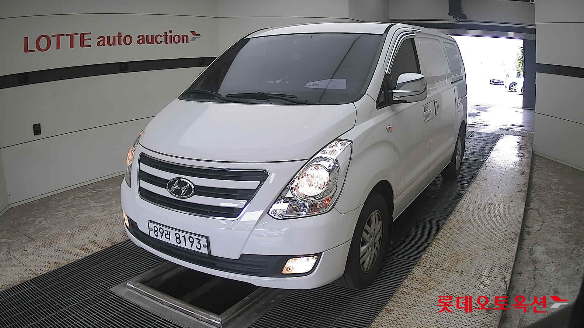 2016 - hyundai grand starex
