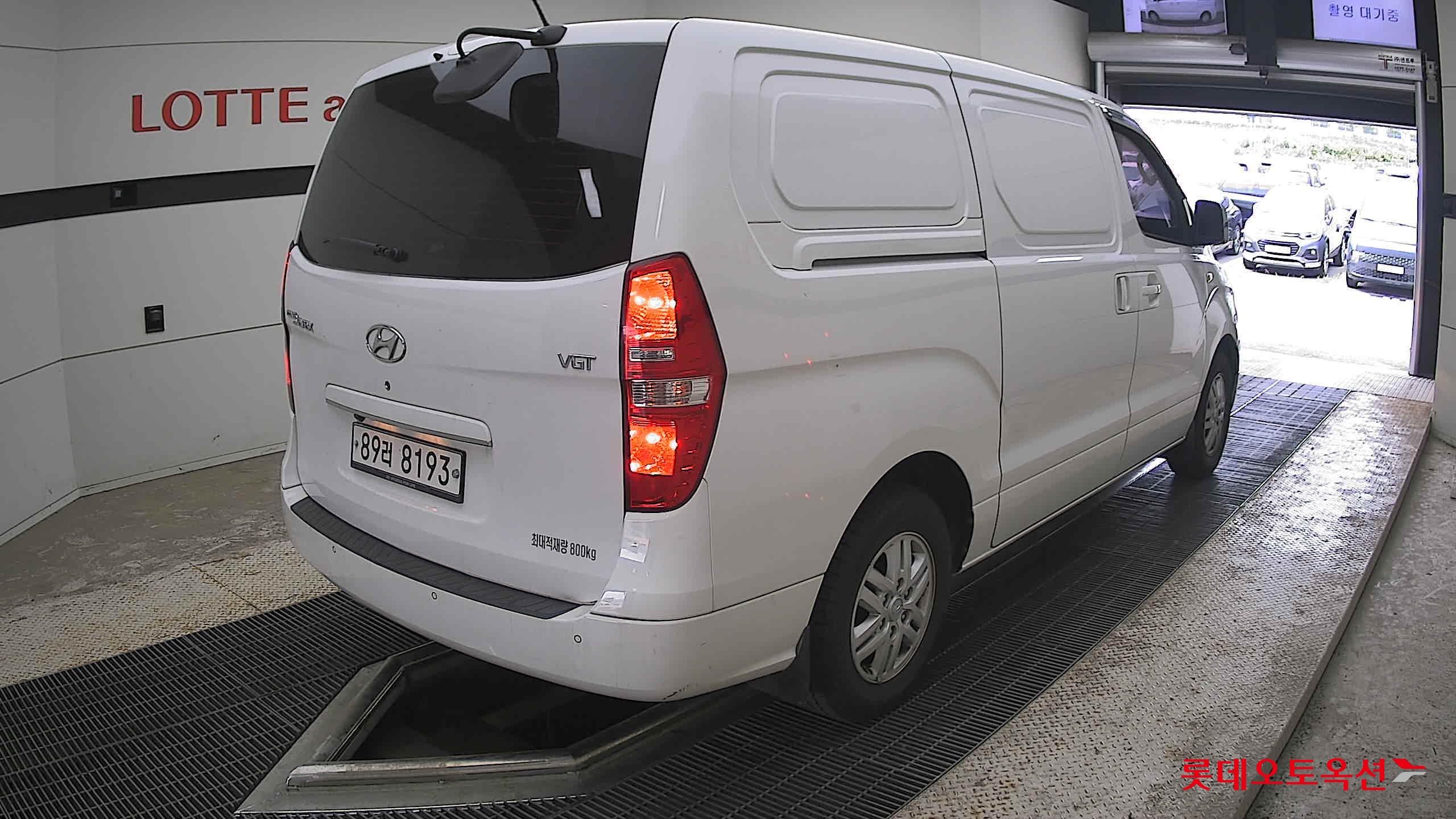 2016 - hyundai grand starex