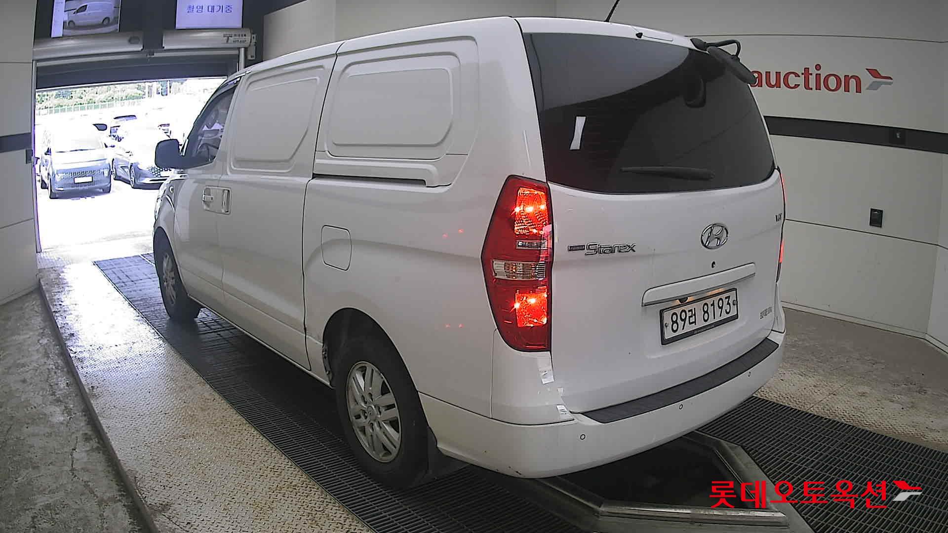 2016 - hyundai grand starex