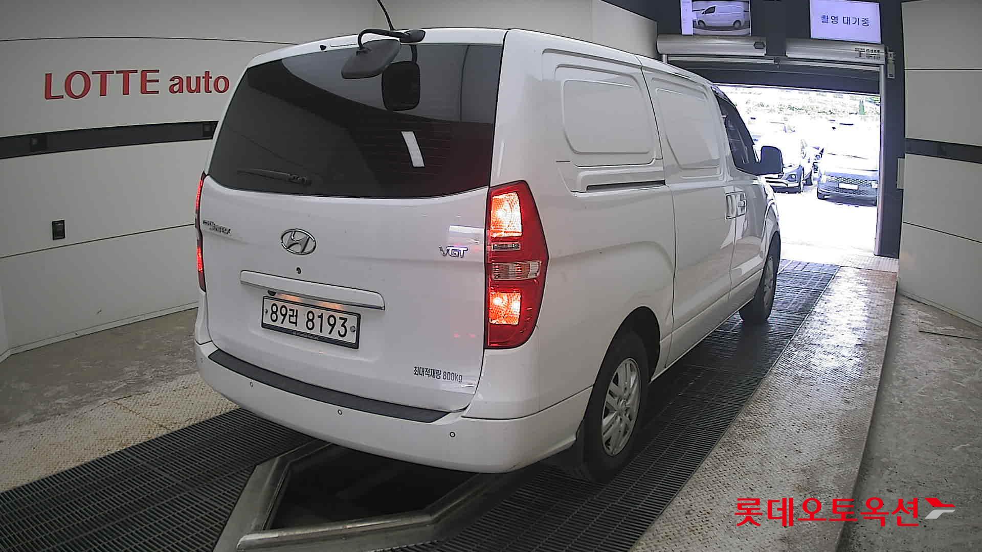 2016 - hyundai grand starex