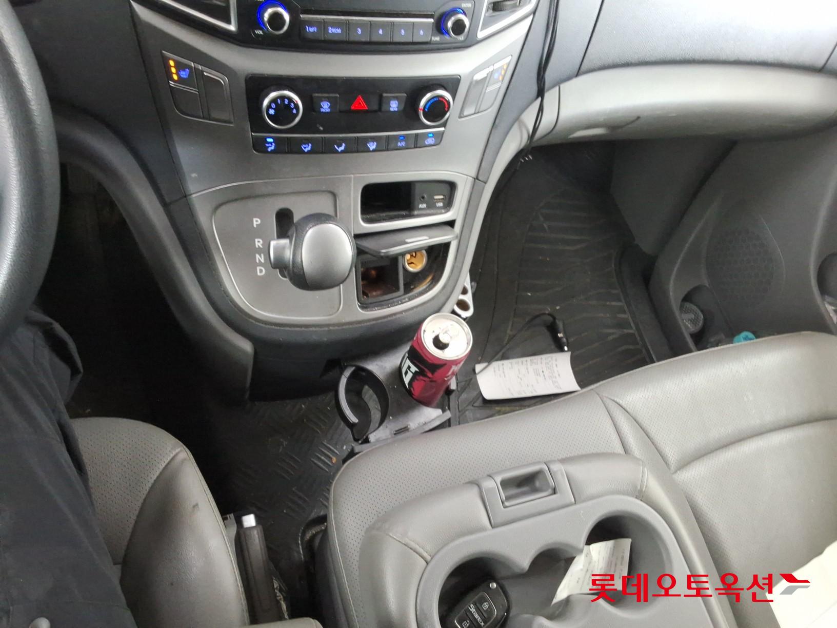 2016 - hyundai grand starex