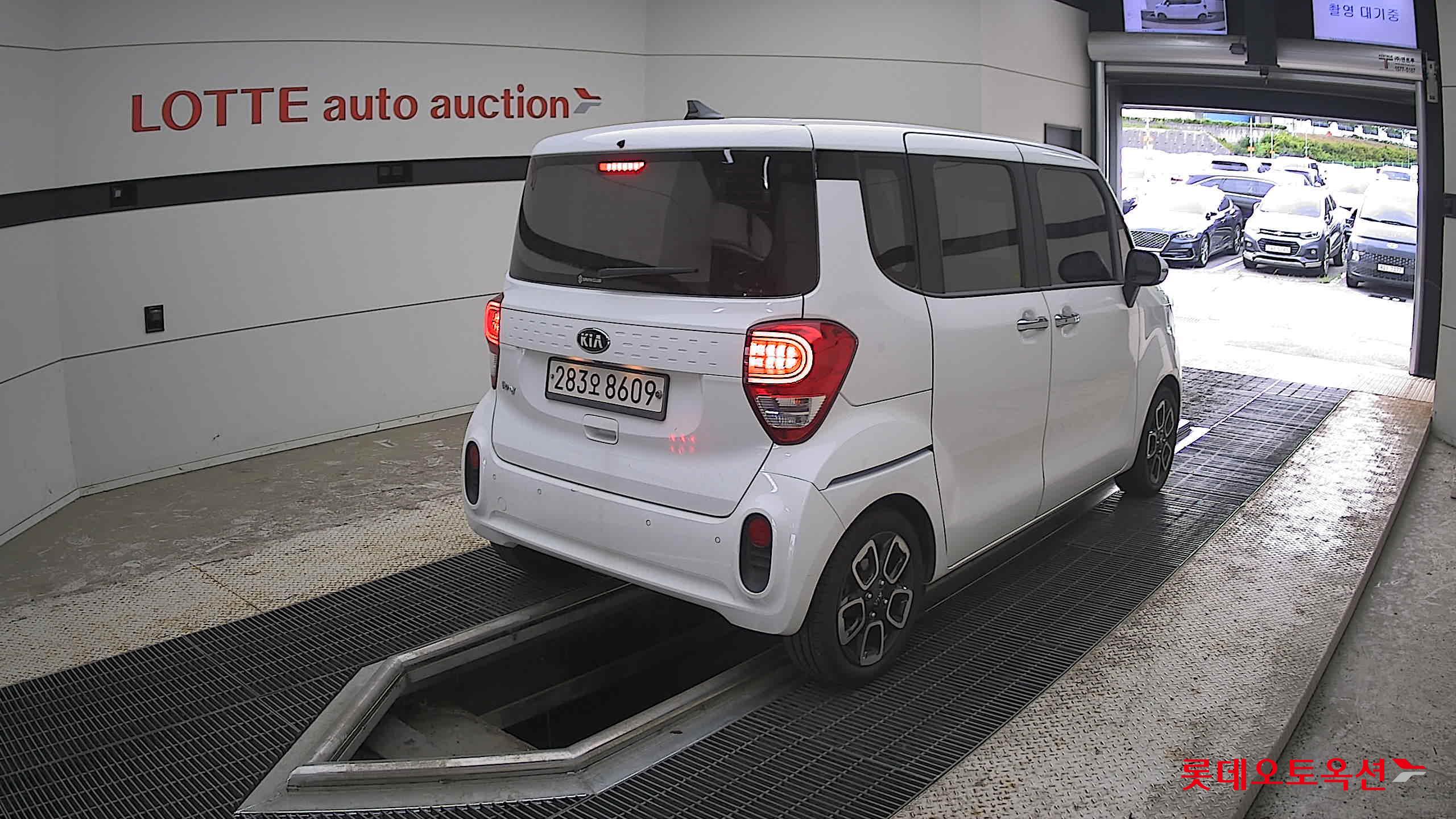 2021 - kia ray
