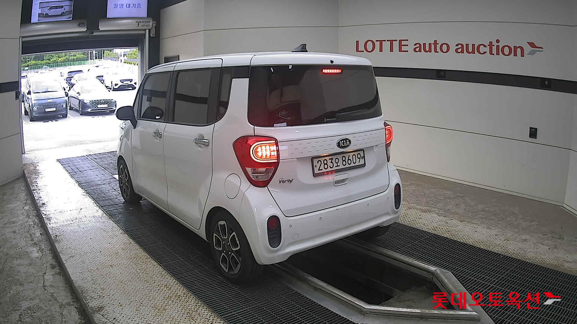 2021 - kia ray