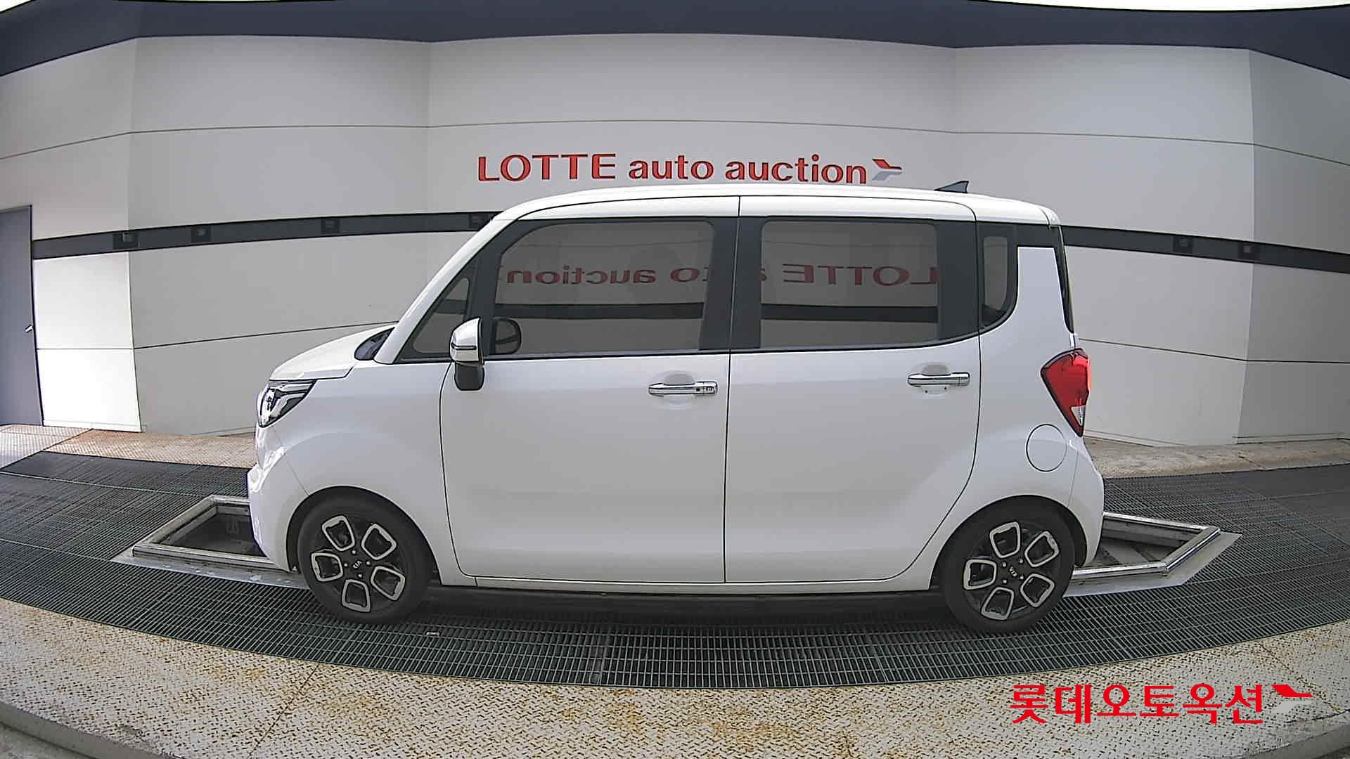 2021 - kia ray