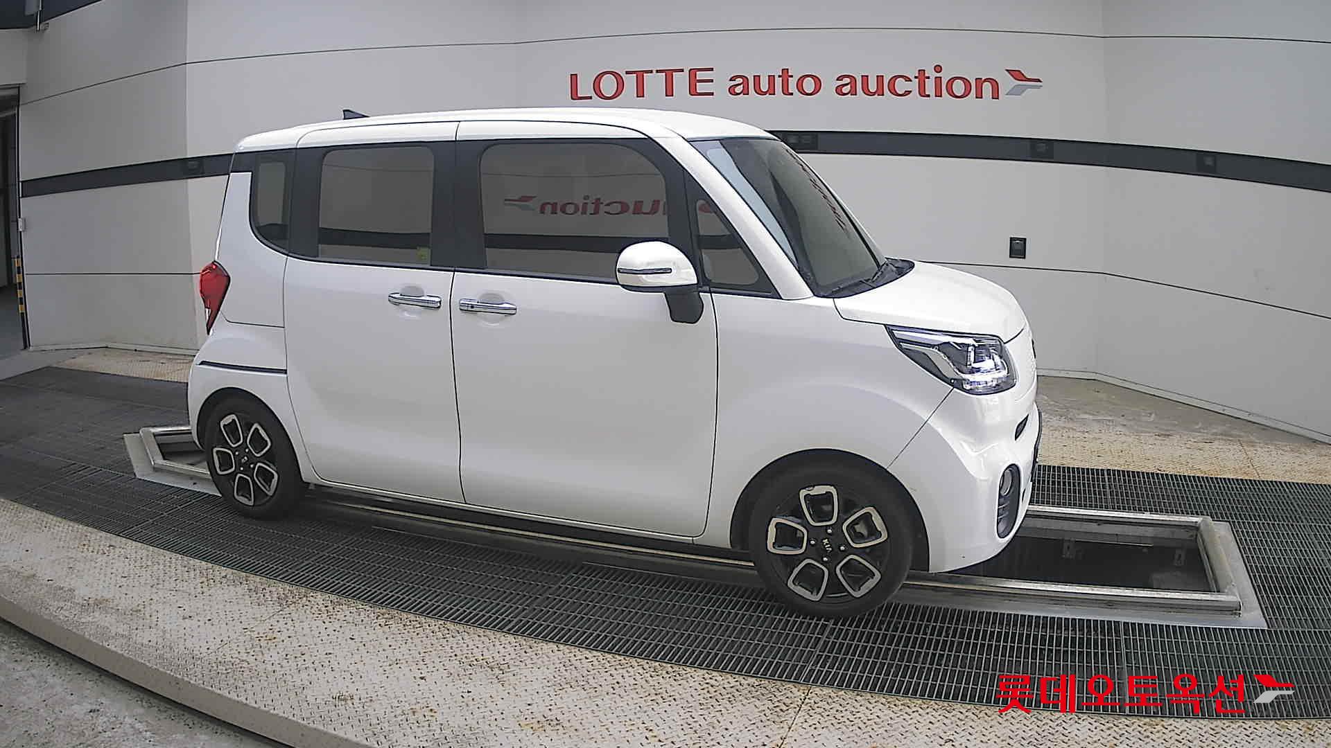 2021 - kia ray