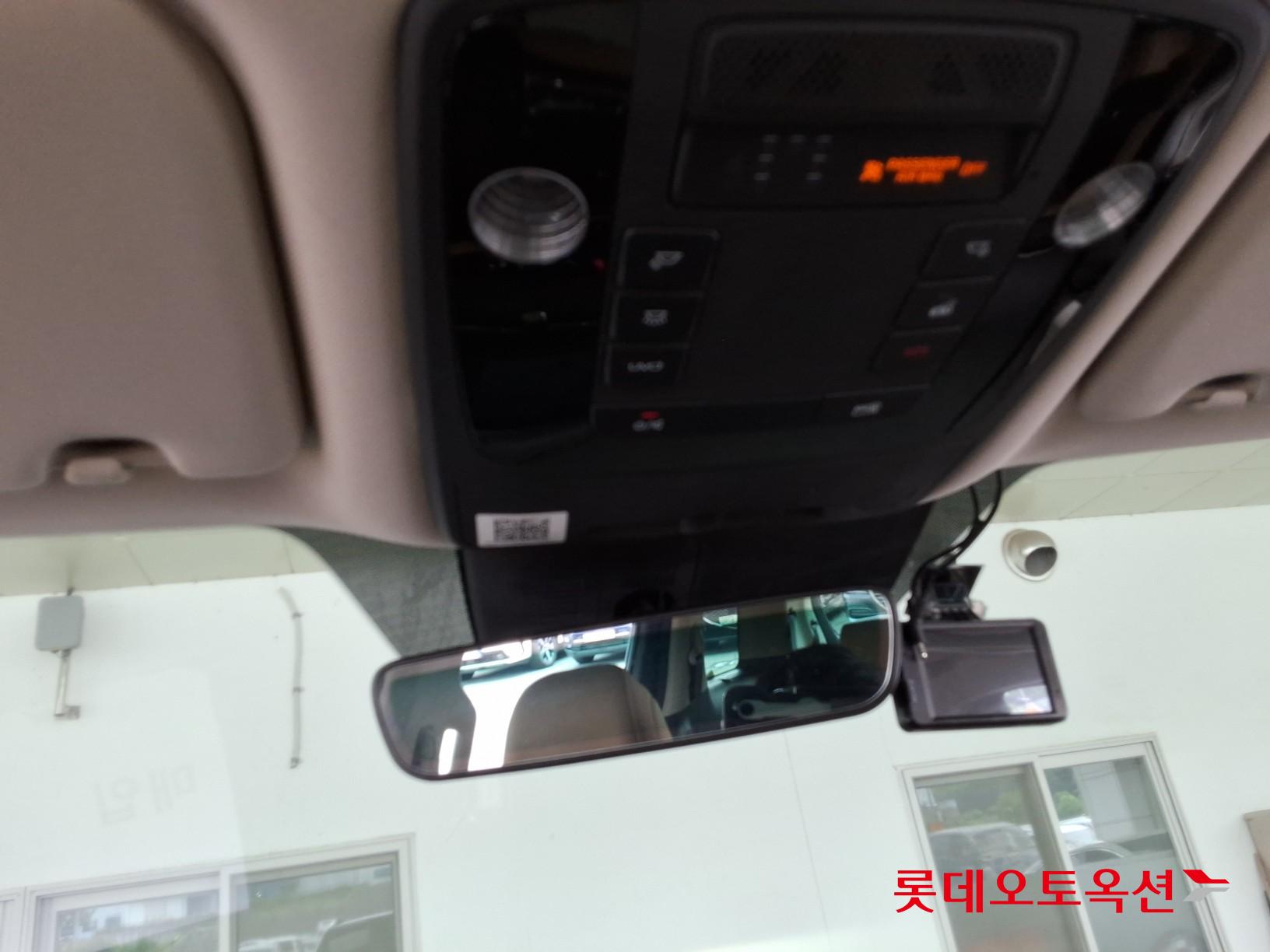2021 - kia carnival