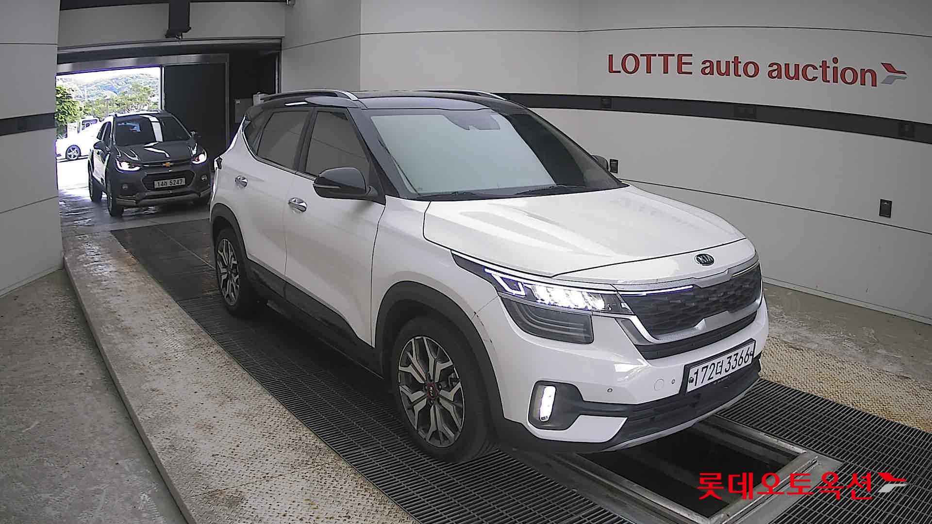 2020 - kia seltos