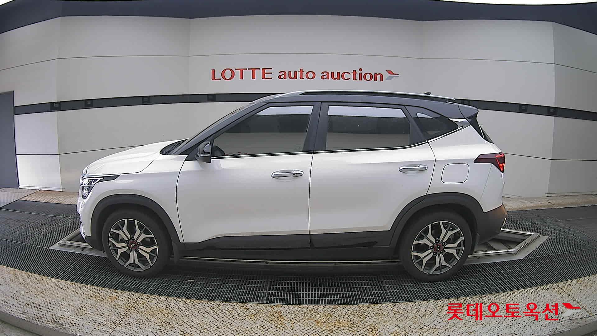 2020 - kia seltos