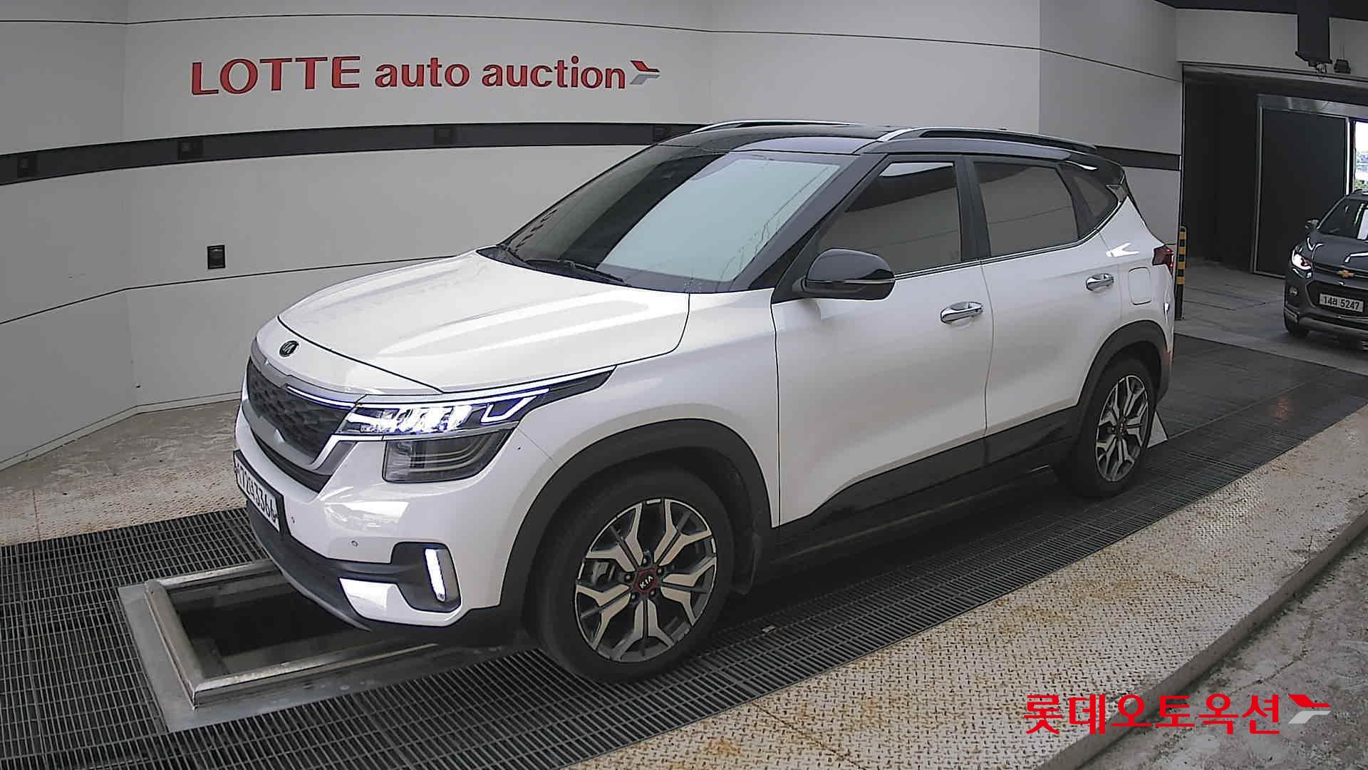 2020 - kia seltos