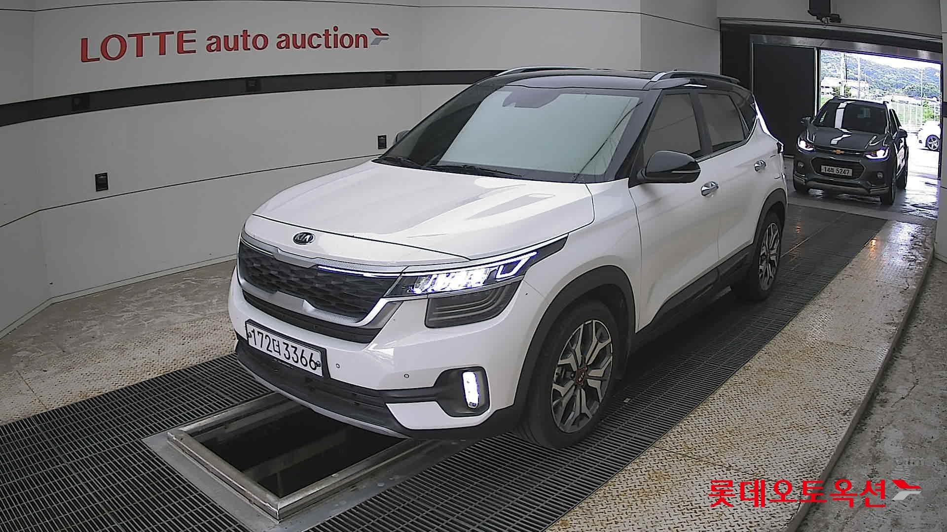 2020 - kia seltos
