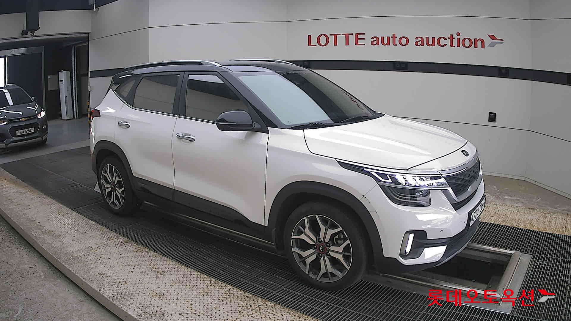 2020 - kia seltos