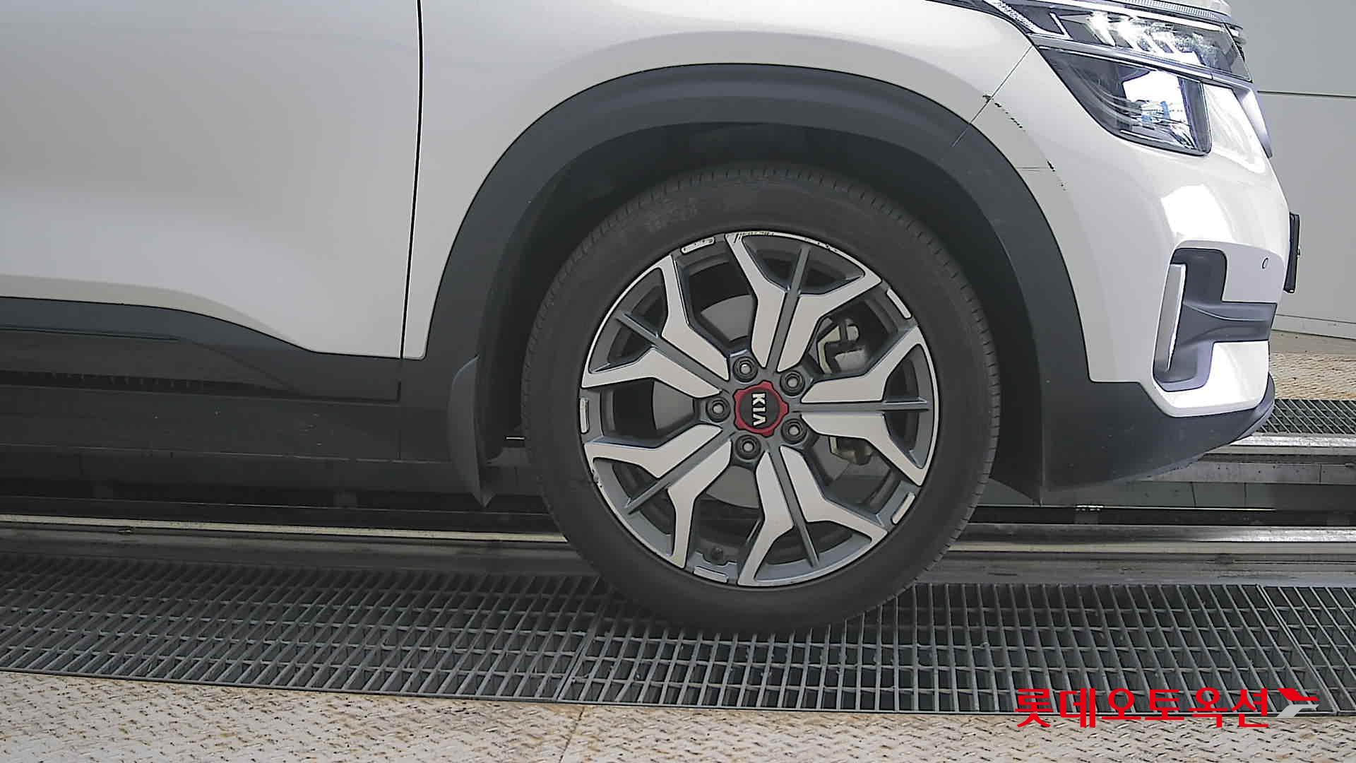 2020 - kia seltos