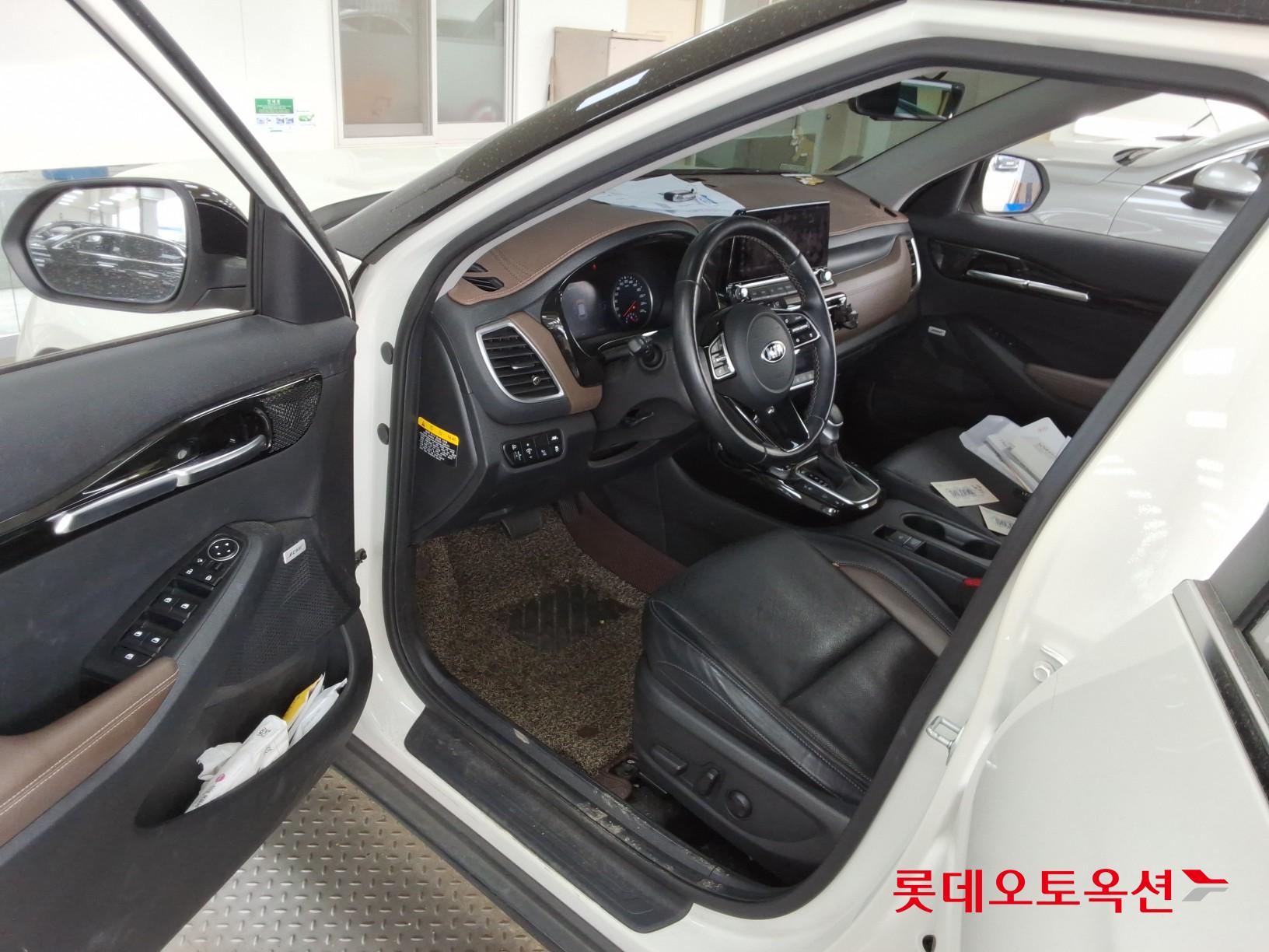 2020 - kia seltos