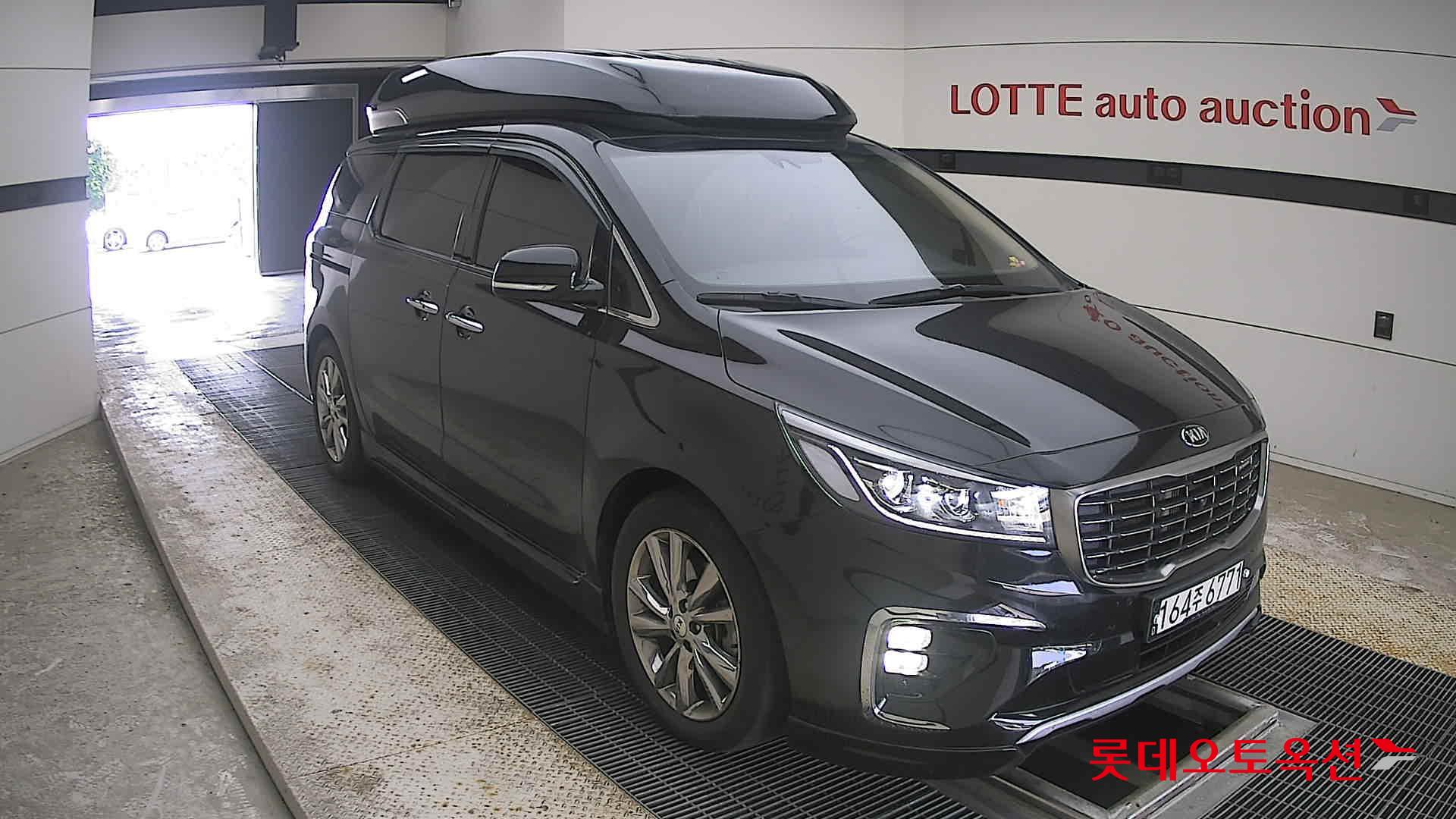 2019 - kia carnival