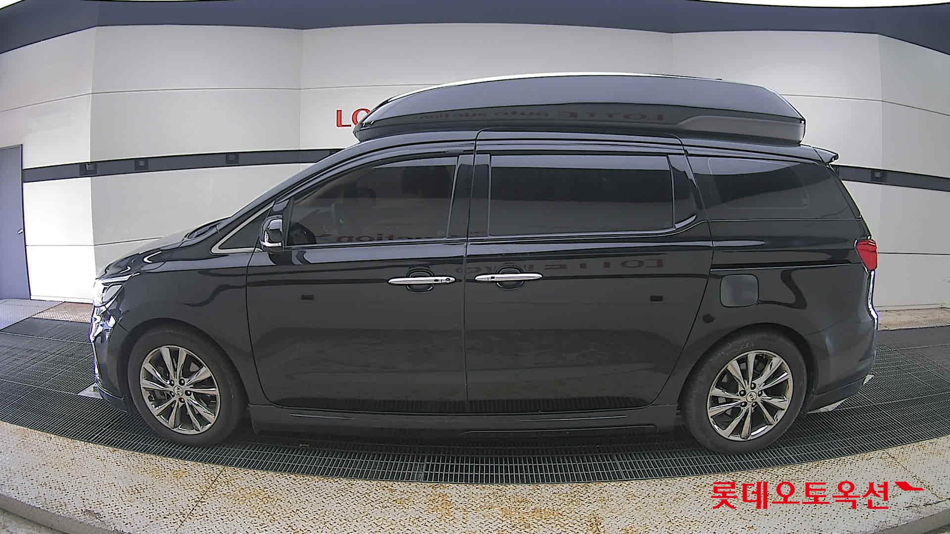 2019 - kia carnival