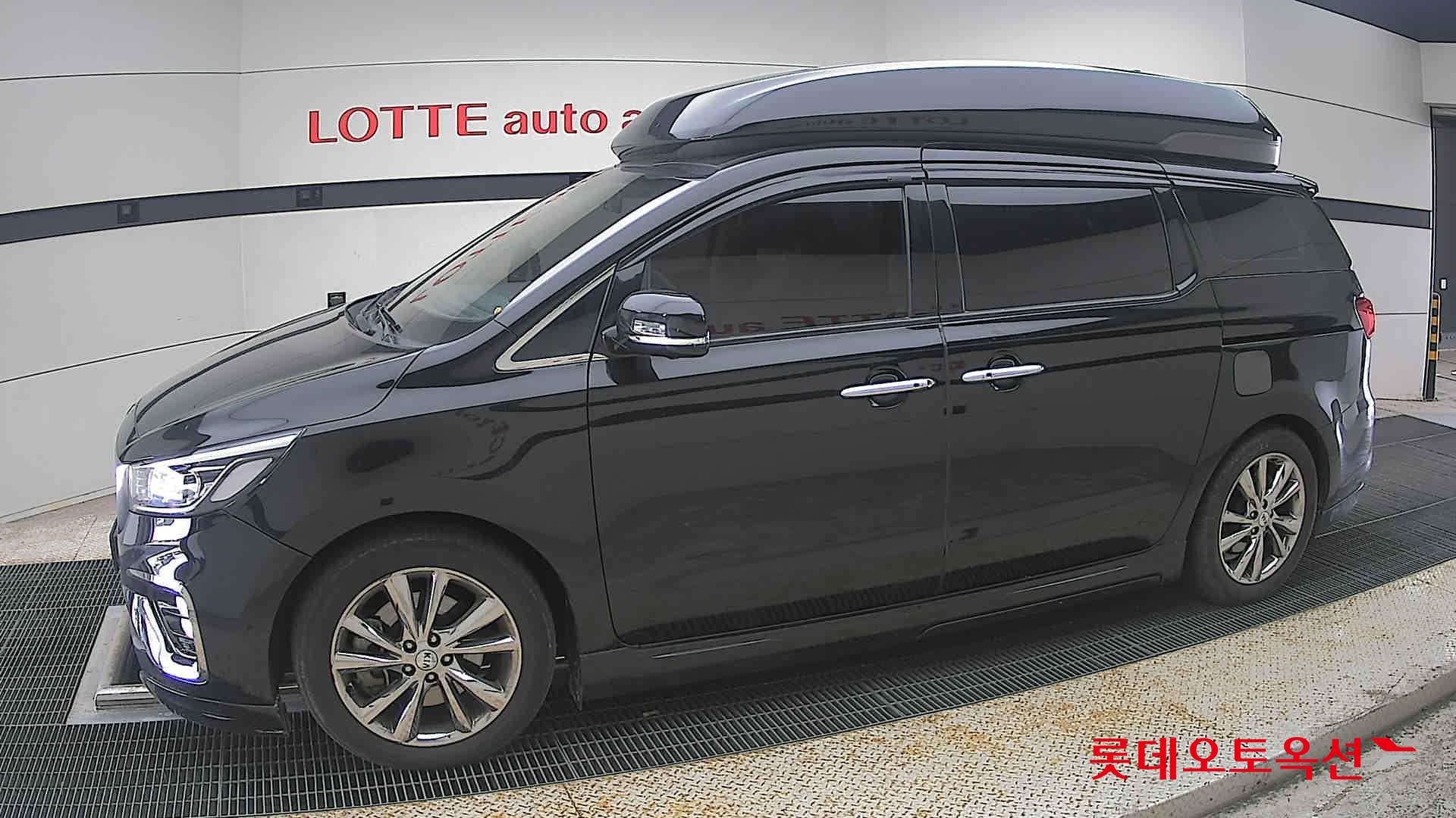 2019 - kia carnival