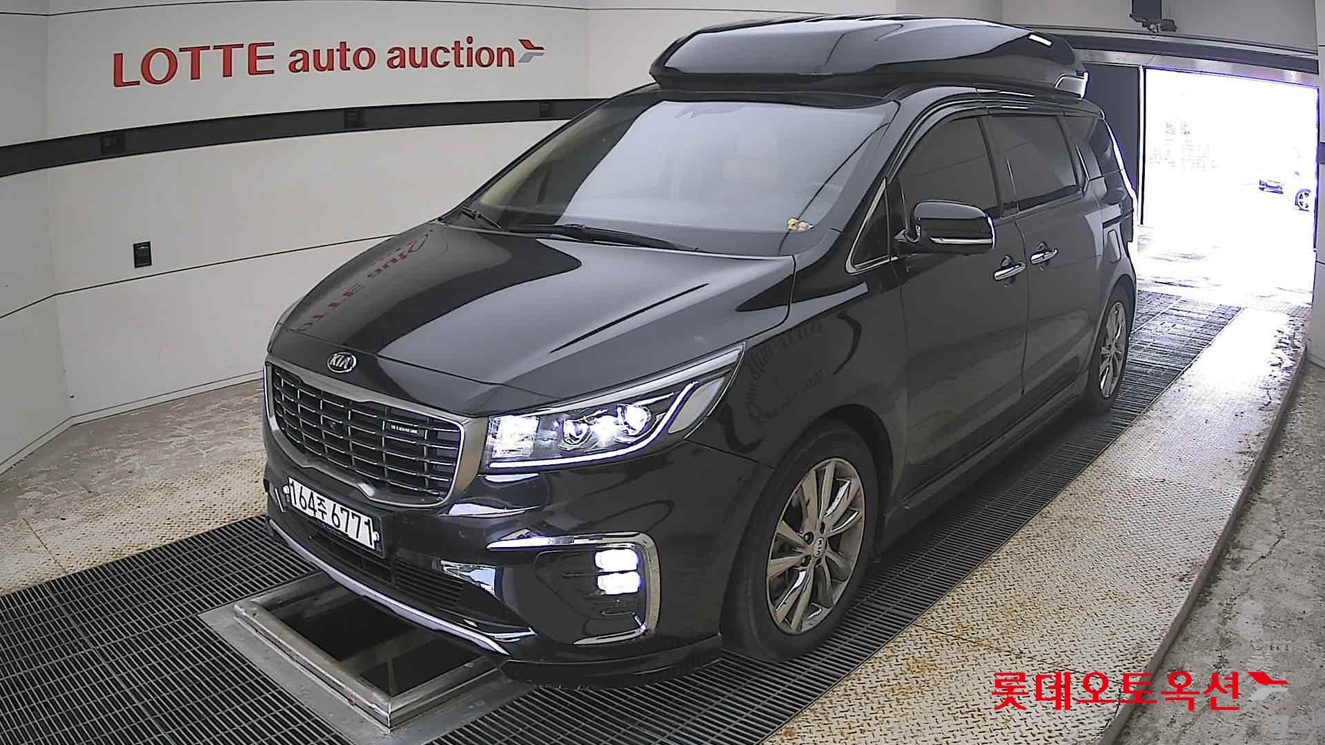 2019 - kia carnival