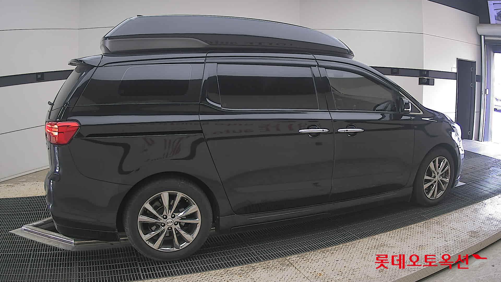 2019 - kia carnival