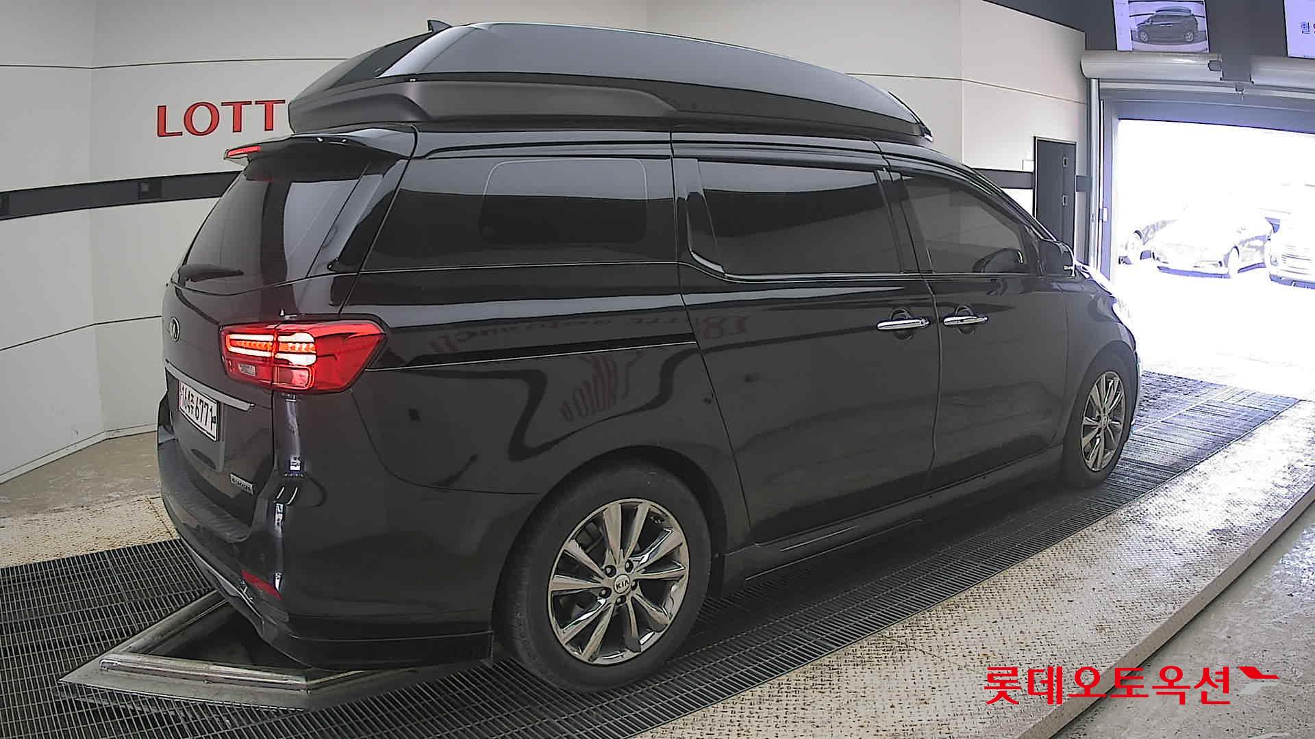2019 - kia carnival