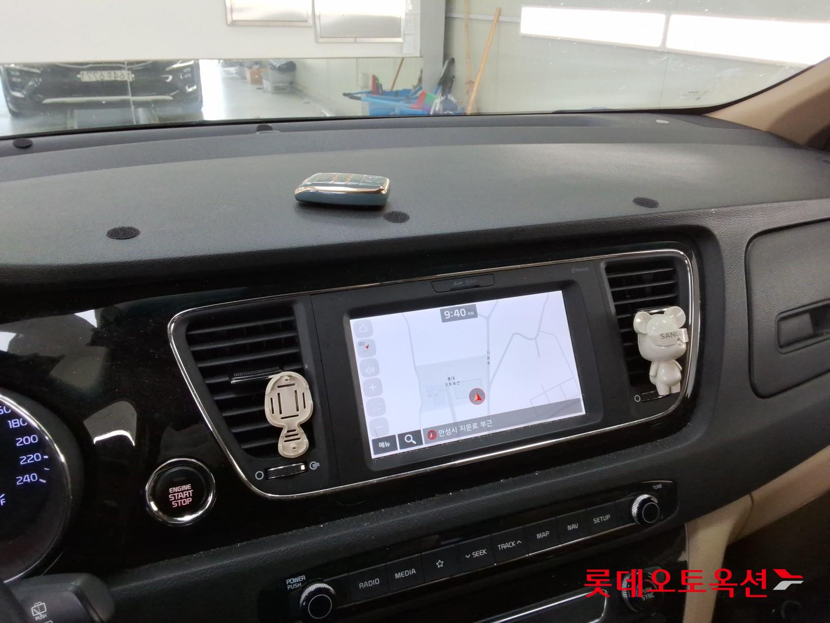 2019 - kia carnival