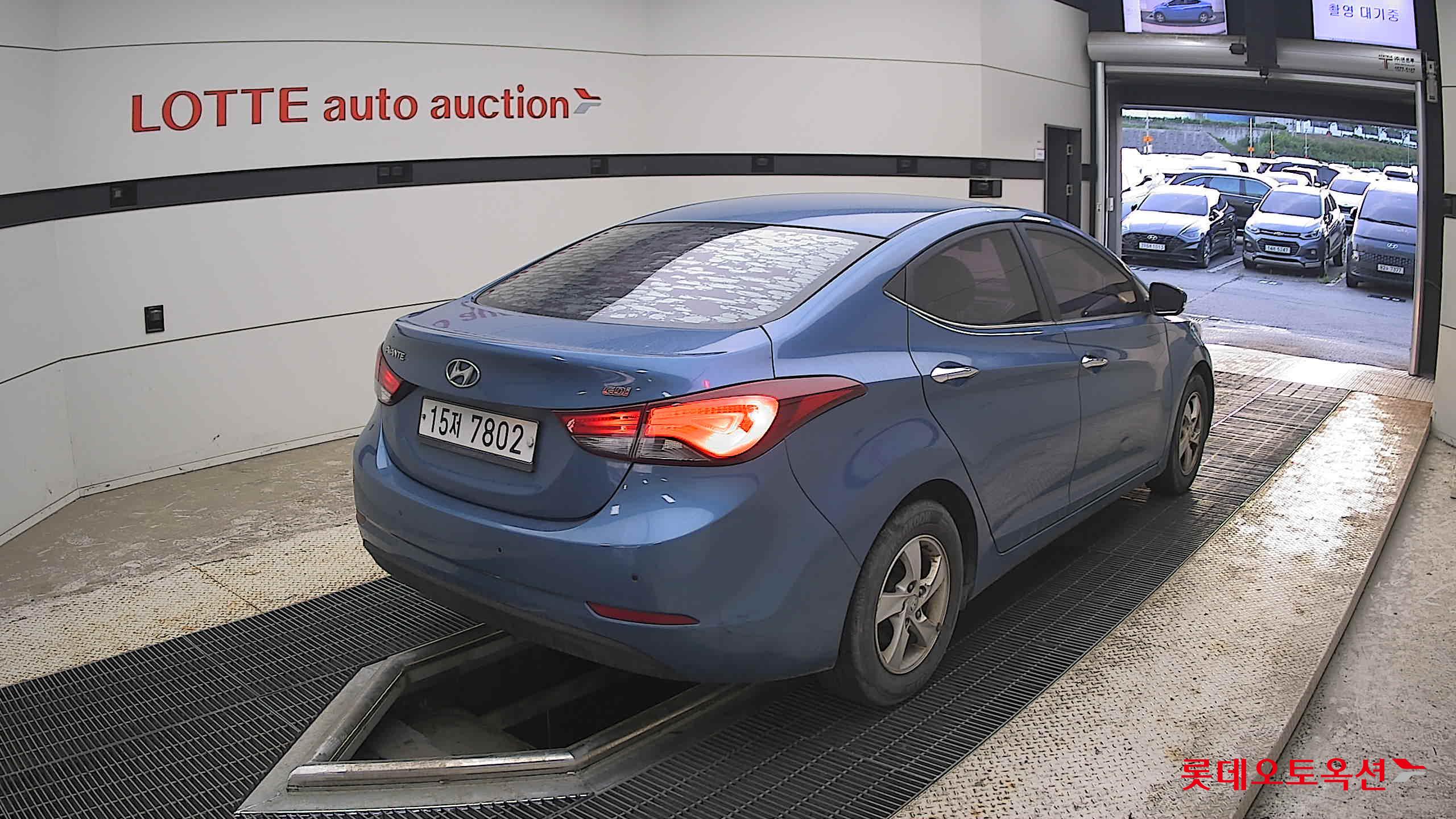 2014 - hyundai avante