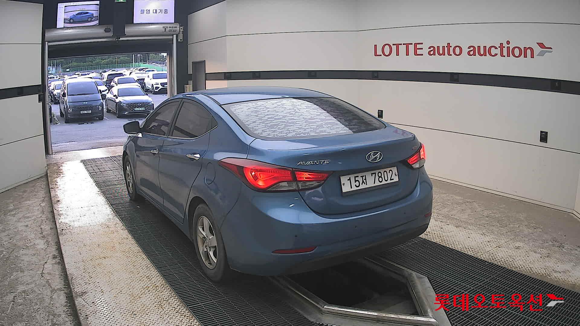 2014 - hyundai avante
