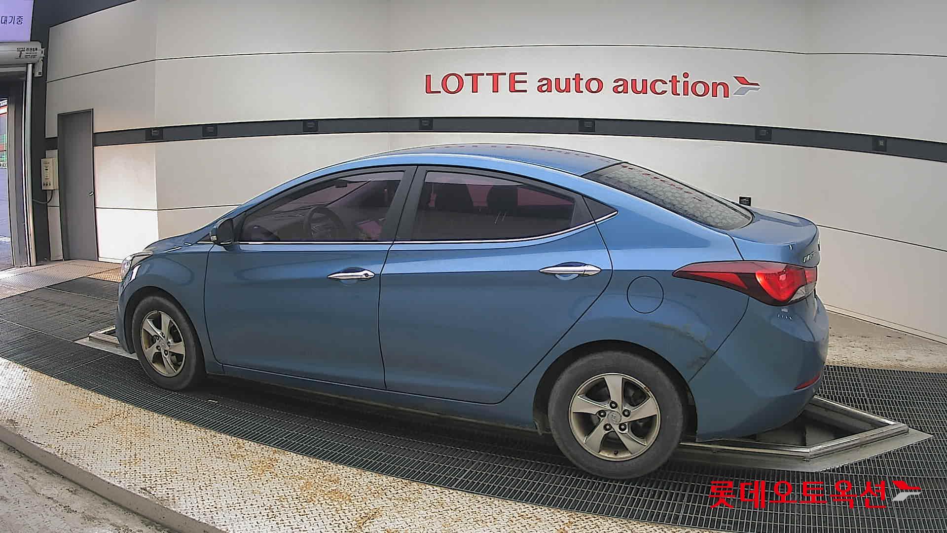 2014 - hyundai avante