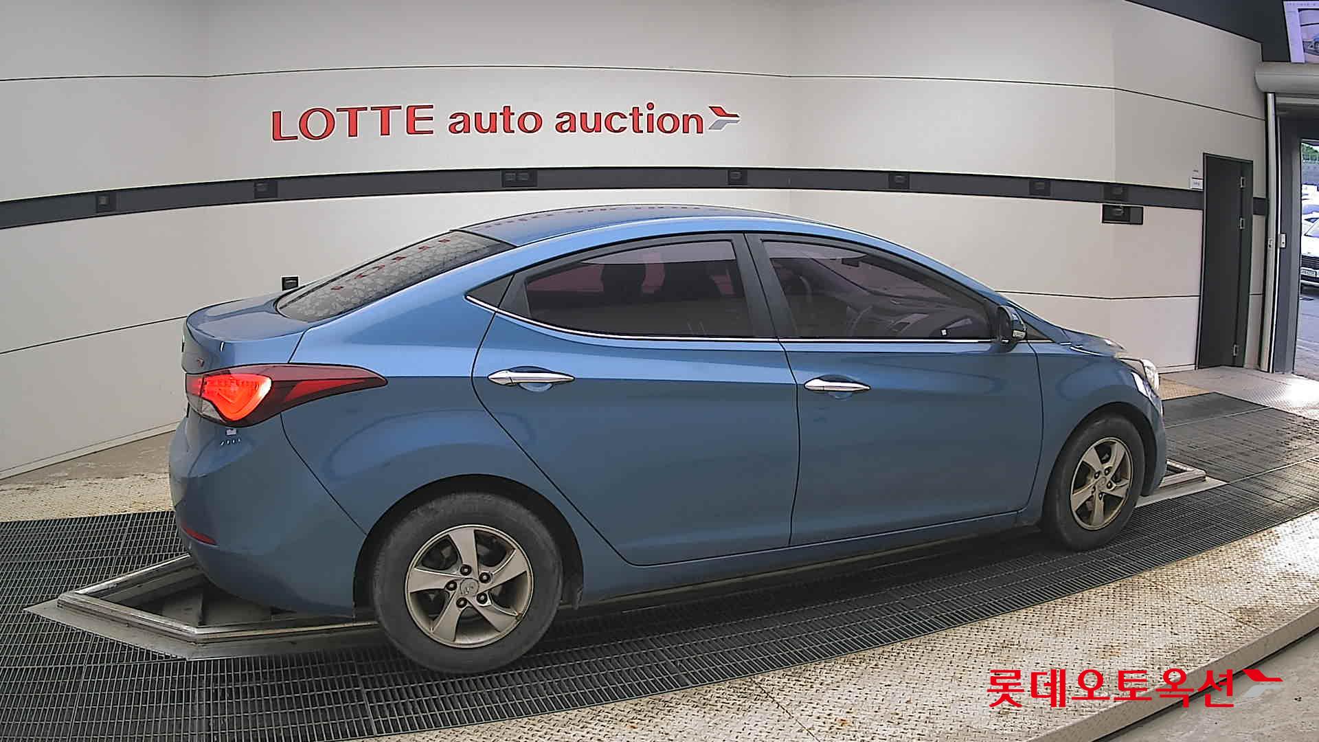 2014 - hyundai avante