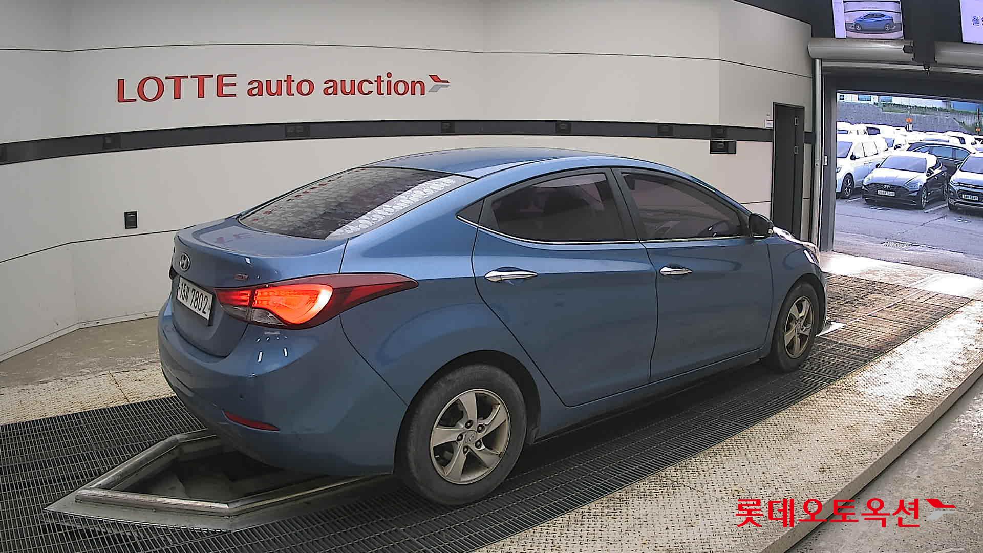 2014 - hyundai avante