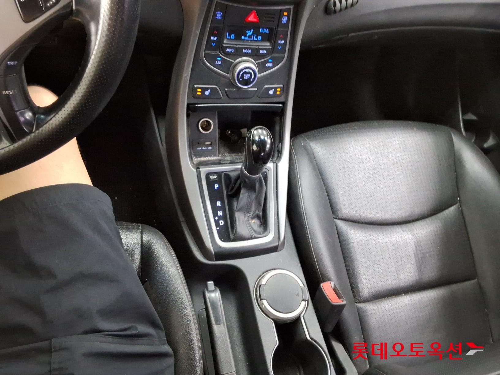 2014 - hyundai avante