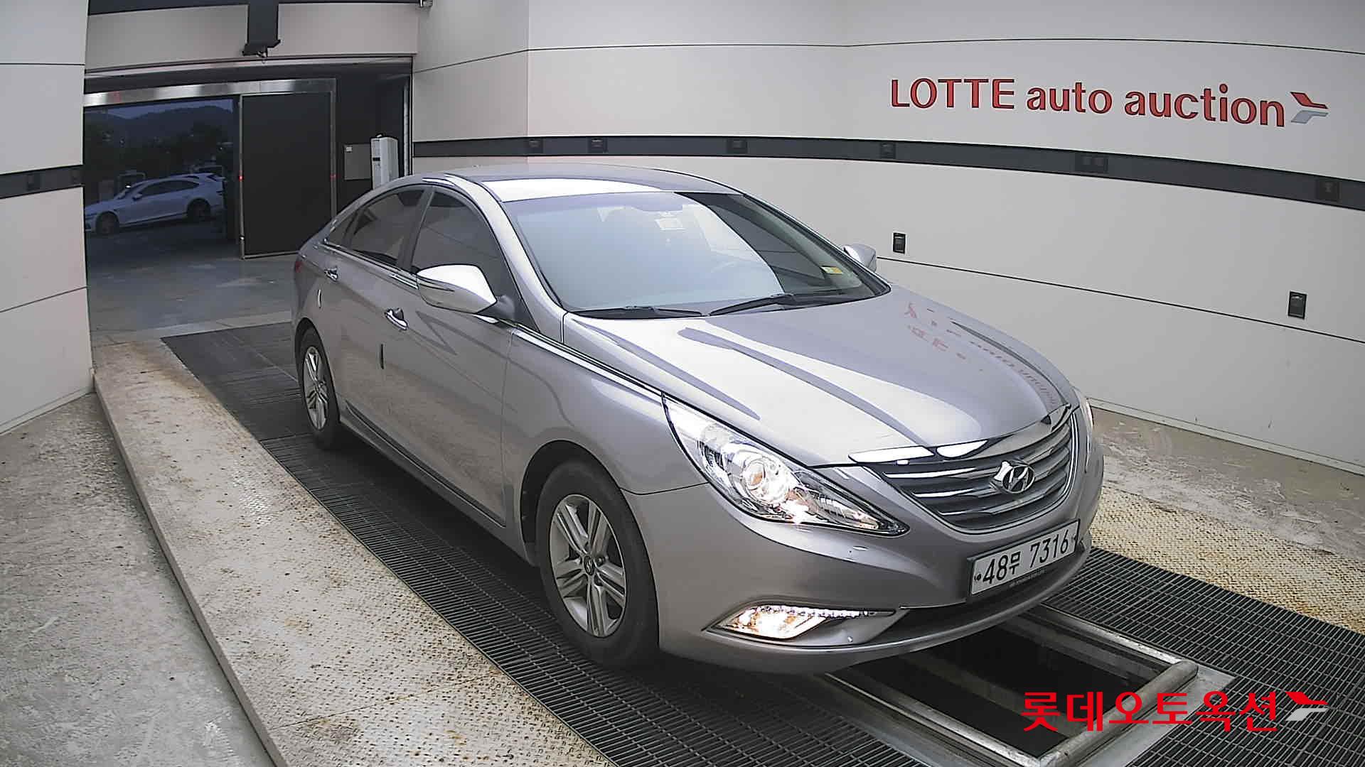 2013 - hyundai sonata