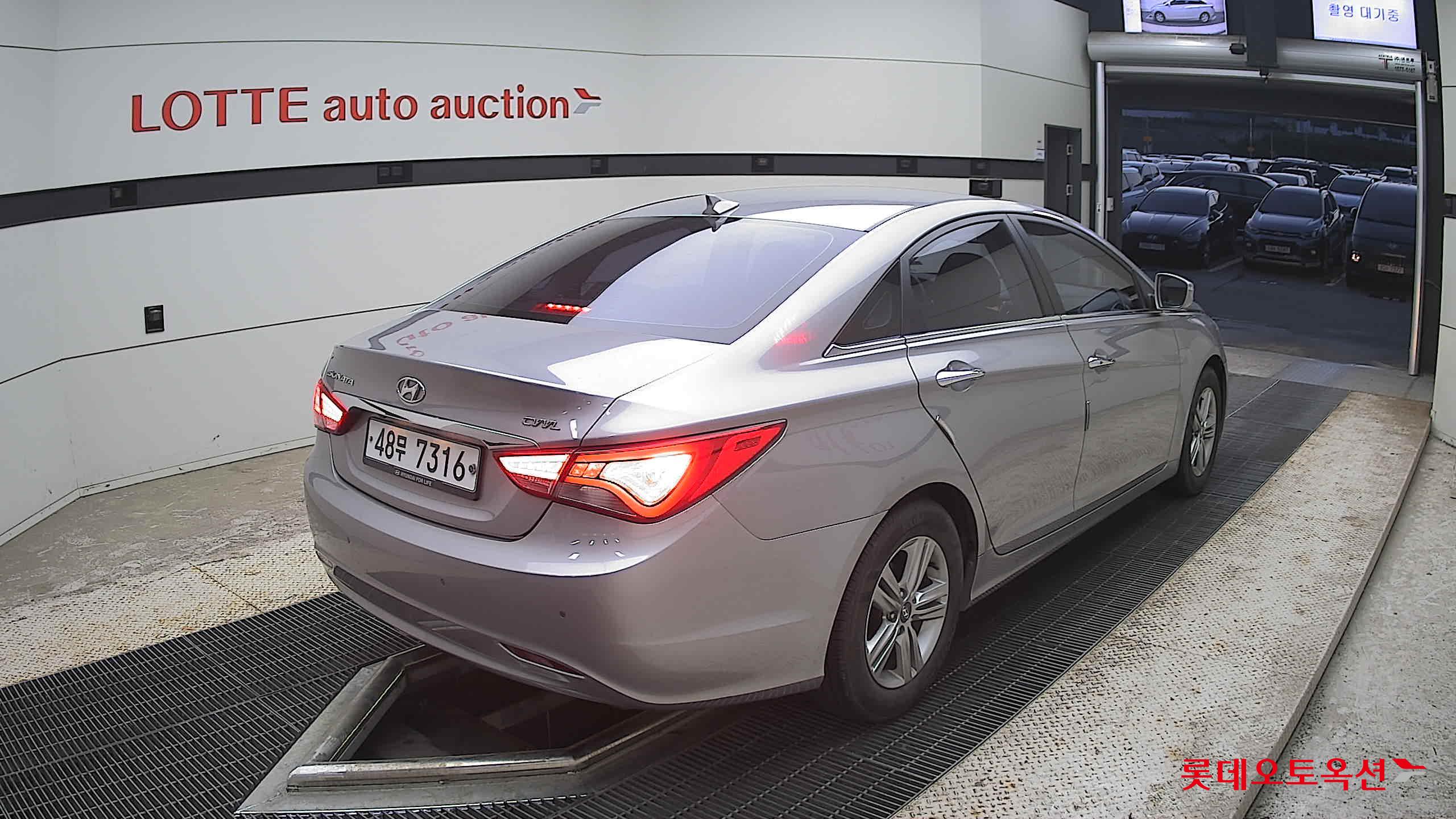 2013 - hyundai sonata