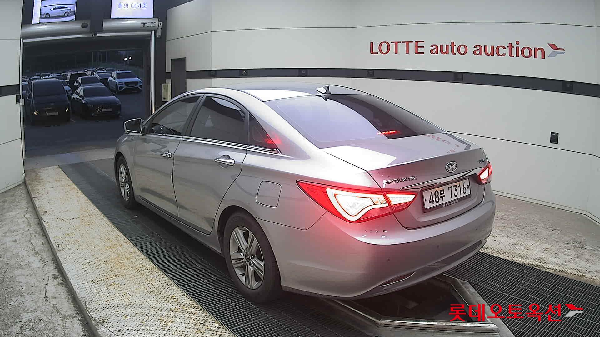 2013 - hyundai sonata