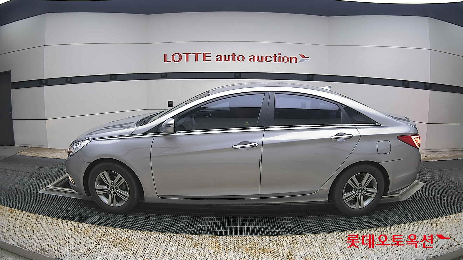 2013 - hyundai sonata