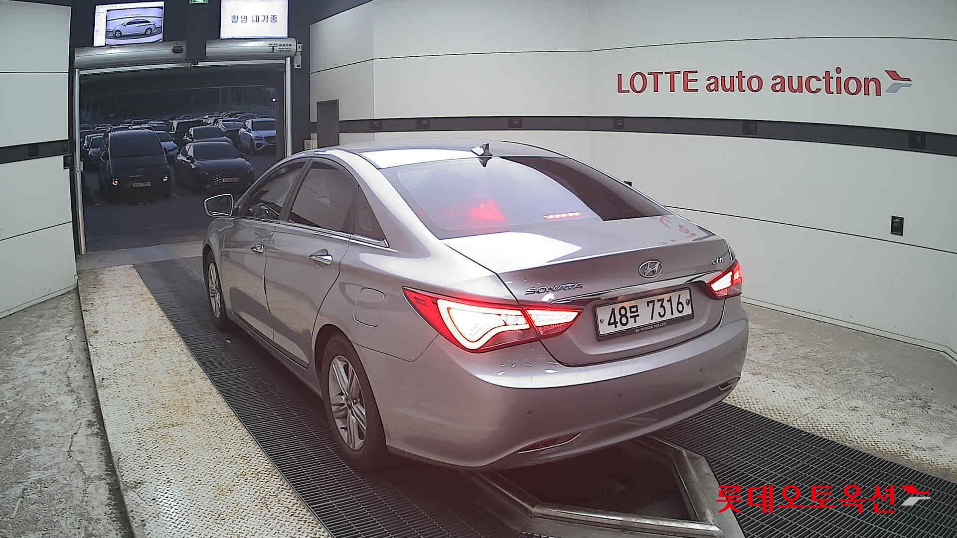 2013 - hyundai sonata