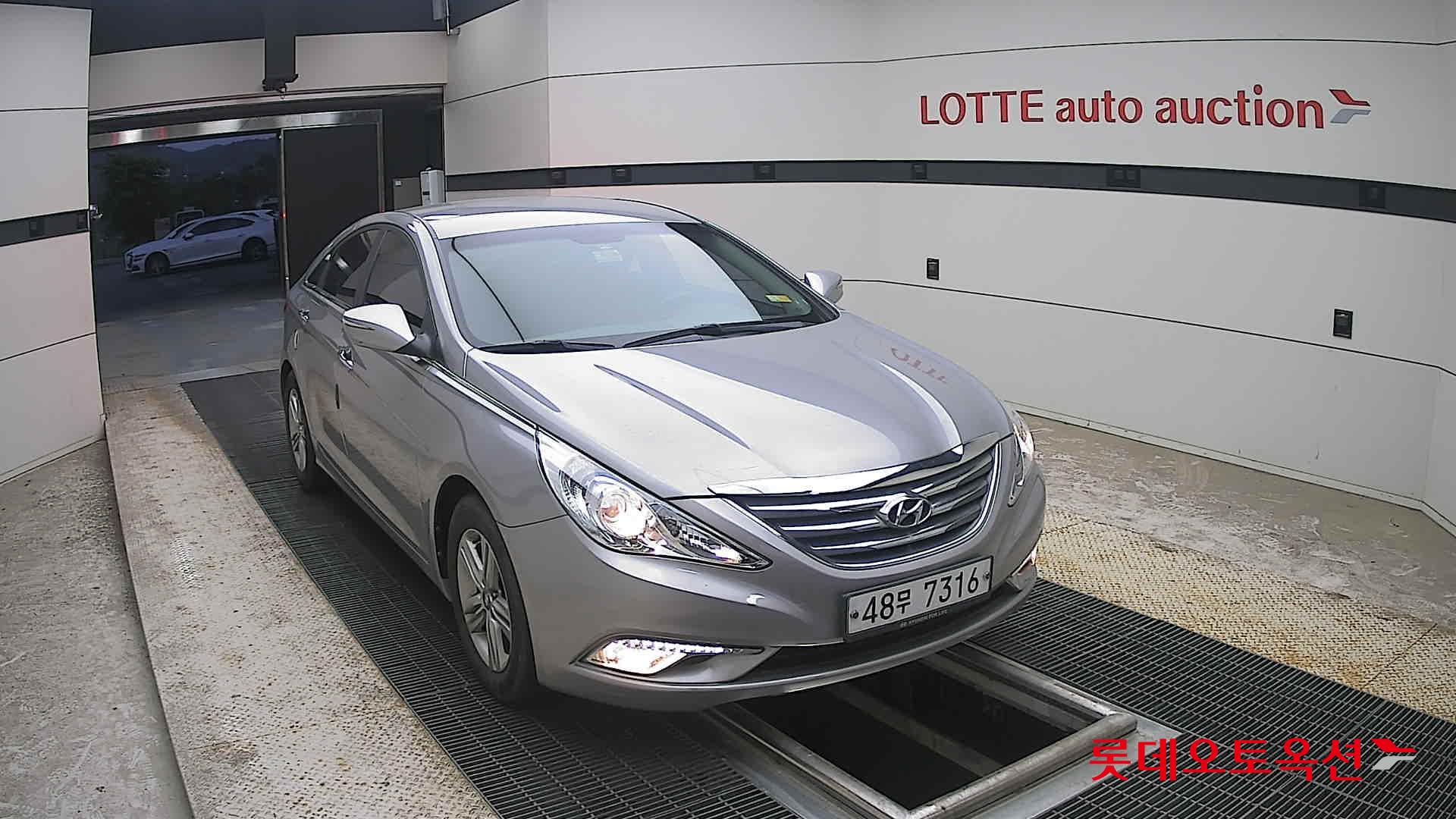 2013 - hyundai sonata