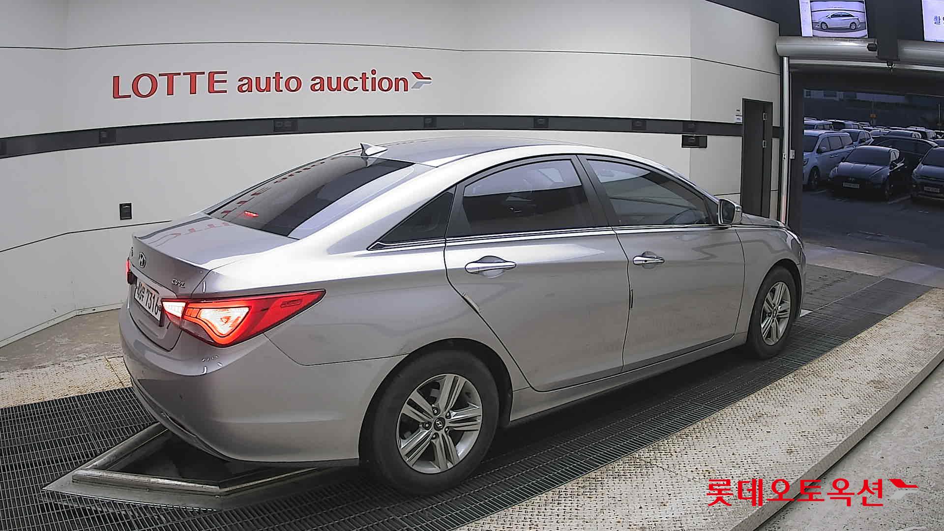 2013 - hyundai sonata