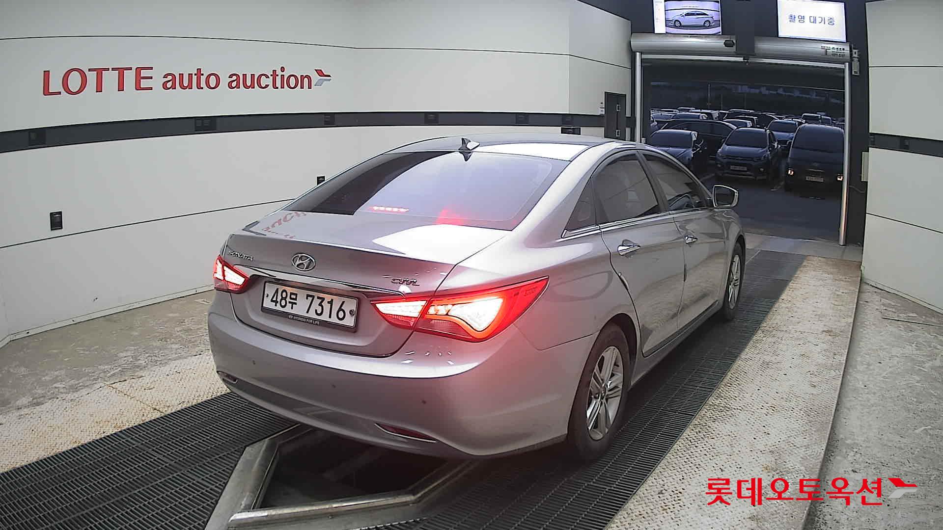 2013 - hyundai sonata