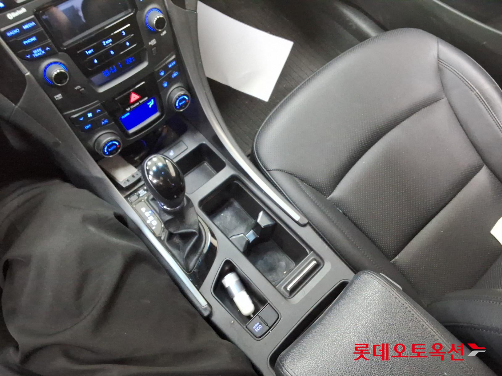 2013 - hyundai sonata