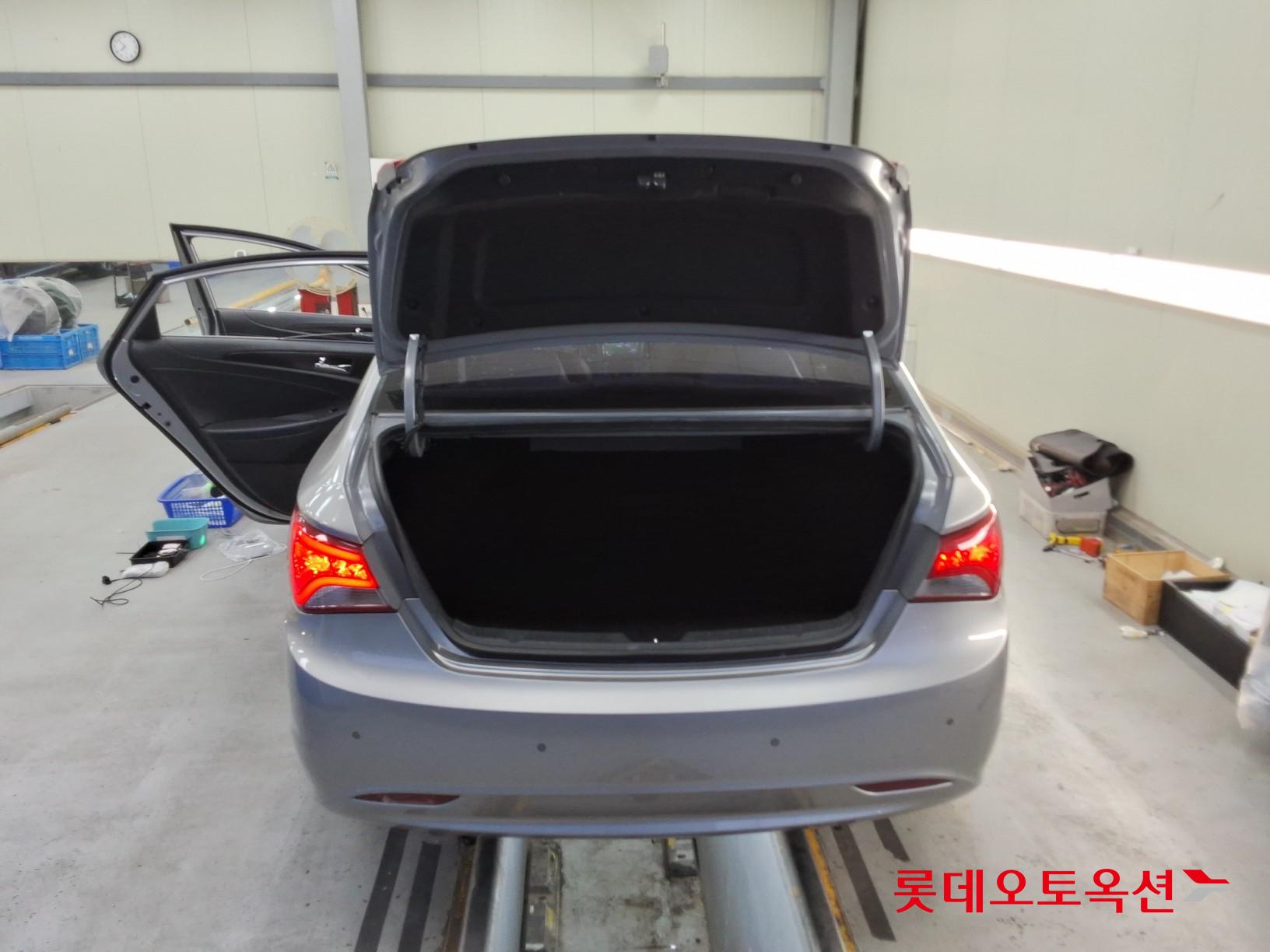 2013 - hyundai sonata
