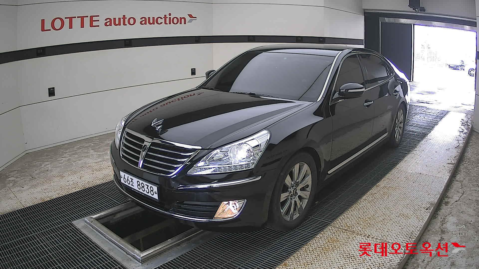 2012 - hyundai equus