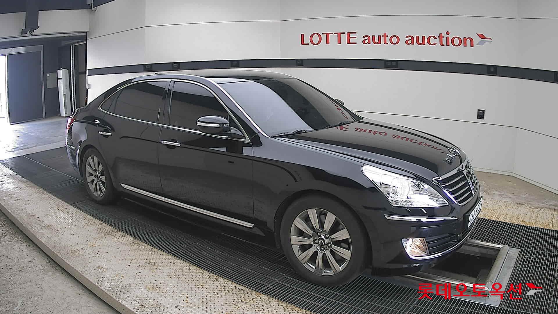 2012 - hyundai equus