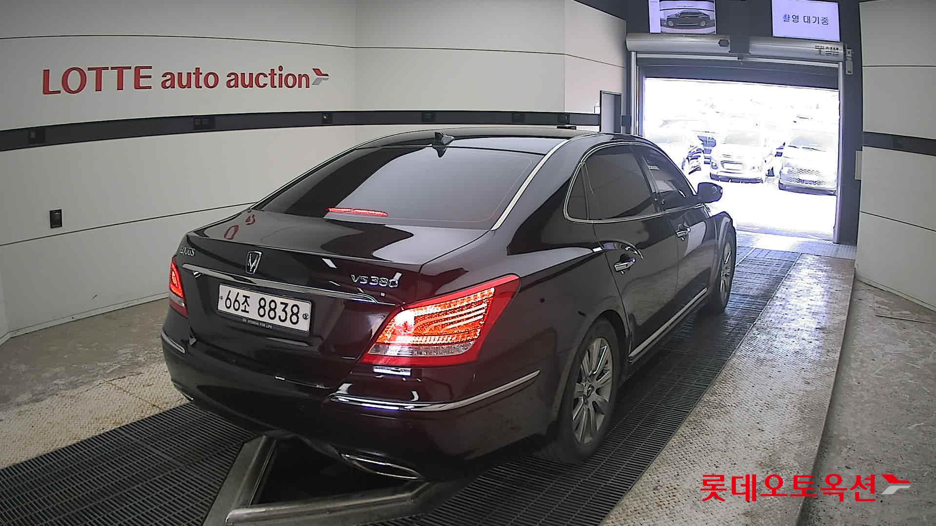 2012 - hyundai equus