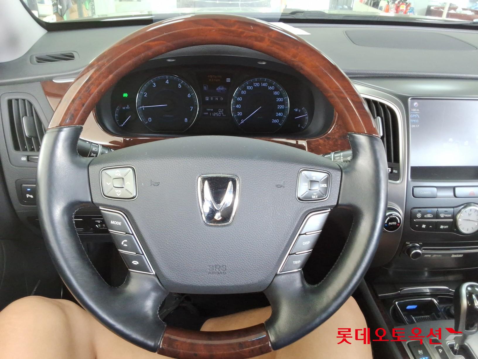 2012 - hyundai equus