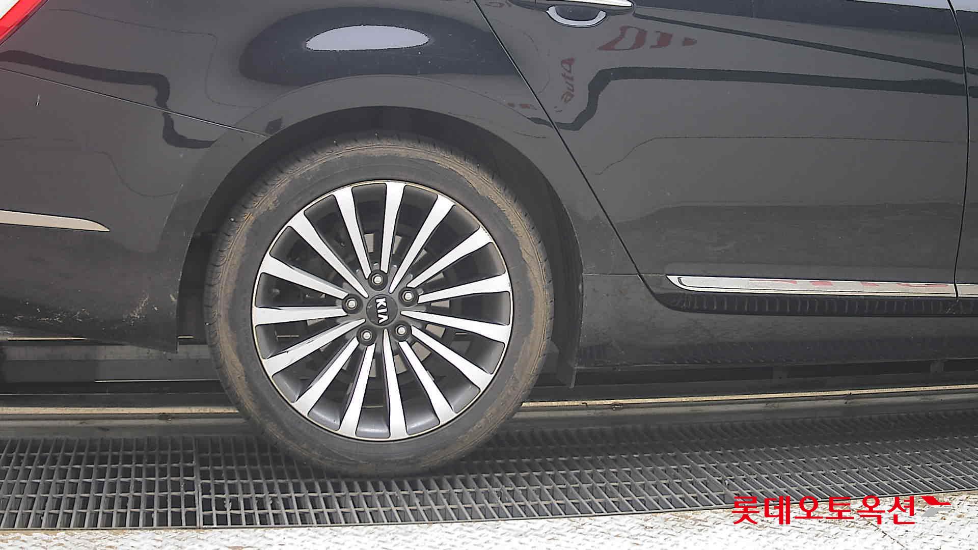 2013 - kia k7