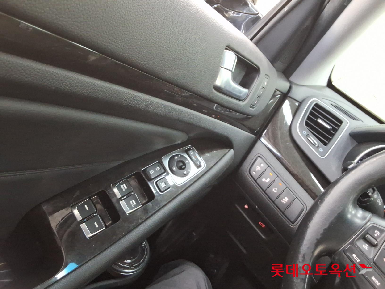 2013 - kia k7